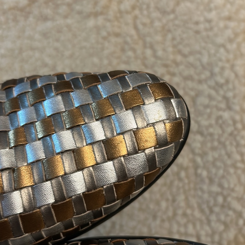 Trotters gold and silver leather slip on shoes - Picture 13 of 16